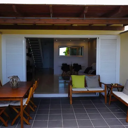 Beautiful Ocean-view Town House Ferienhaus Adeje